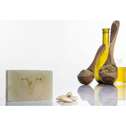 Valania Handmade Luxury Soap Olive Oil ,Chamomile & Almond Oil 120gr
