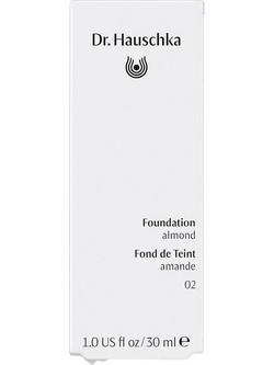 Dr. Hauschka Liquid Foundation 02 Almond 30ml