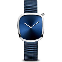 Bering Classic Γυναικείο Ρολόι με Μπλε Μεταλλικό Μπρασελέ 18034-307