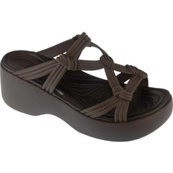 Crocs Dipped Buckle Clog Γυναικείες Παντόφλες Καλοκαιρινές Platforms Ανατομικές Σοκολατί 213230-669