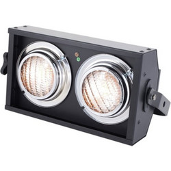 Showtec Stage Blinder 2 Φωτορυθμικό Strobe Light LED DMX Θερμό Λευκό