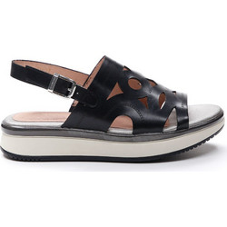 Lara 15 Calf Black
