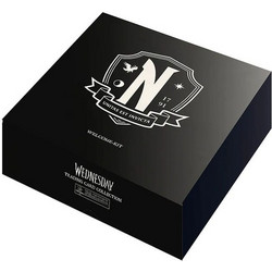 Panini Wednesday Trading Card Collection Nevermore Academy Welcome Kit - SE006582