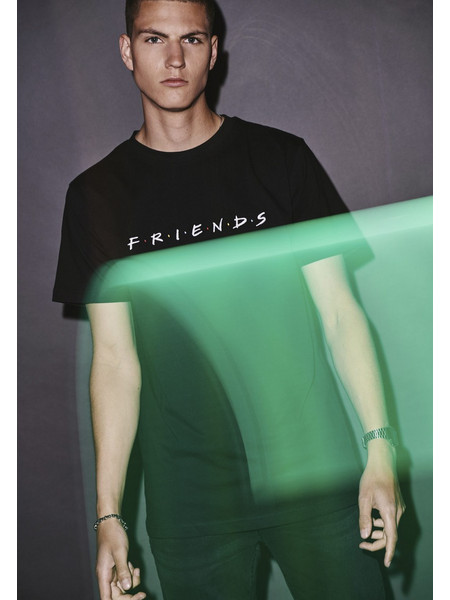Friends Logo Tee black