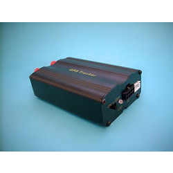Δορυφορικό αντικλεπτικό GPS tracker αυτοκινήτου με ηχητικό έλεγχο της καμπίνας και ακινητοποίηση οχήματος με ένα sms