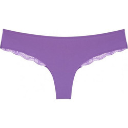 Triumph Lovely Γυναικείο String Χωρίς Ραφές με Δαντέλα Λιλά 10182554-3089