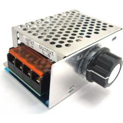 Dimmer and speed controller for commutator motors up to 4000W with cover