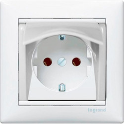 Πρίζα σούκο με καπάκι λευκή Legrand Valena Neutral - 06-01-774422