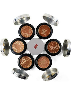 Elizabeth Arden Pure Finish Mineral Powder 06 Compact Foundation SPF20 8.33g