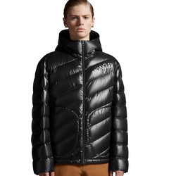 Moncler Ανδρικό Μπουφάν Χειμωνιάτικο Puffer Μαύρο 1A00072595GJ-999