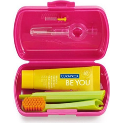 Curaprox Travel Kit Οδοντόβουρτσα + Οδοντόκρεμα 10ml + Μεσοδόντια Βουρτσάκια 2τμχ Φούξια