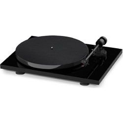 Pro-Ject Audio E1 Πικάπ με Προενίσχυση Black Piano + OM5e
