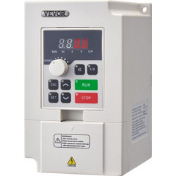 VEVOR Μετατροπέας Συχνότητας 4HP 3KW 14A 1 ή 3 Φάσεων AC 220V Είσοδος σε 3 Φάσεων AC 0220V Έξοδος BPQDQ3KW220VKM54OV7
