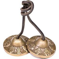Cymbals-Κύμβαλα- με 8 ευνοϊκά τυχερά Σύμβολα Διαστάσεις: 5,5 cm Βάρος: 150 g