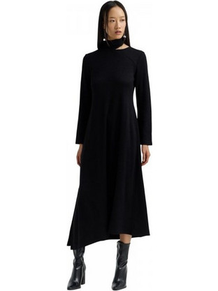 Namaste Midi Βραδινό Φόρεμα Μαύρο WW0826005