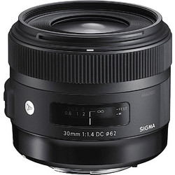 Sigma 30mm f/1.4 DC HSM Nikon