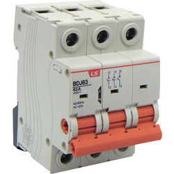 ΔΙΑΚΟΠΤΗΣ ΡΑΓΑΣ 3P 63A 415VAC BDJ63 LG (ΣΕΤ ΜΕ 4)