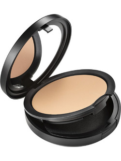 M·A·C Studio Fix Powder Plus NC15 Compact Foundation 12gr