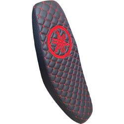 Σέλα λεπτή μπακλαβωτή με κόκκινη ραφή και λογότυπο Yamaha Z 125 Racing