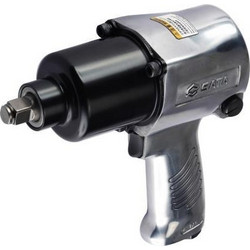 Αερόκλειδο 1/2" 800Nm. 7500rpm. Διπλός σφυροκόπος μεγάλης ισχύος παρέχει υψηλή έξοδο ροπής ενώ μειώνει τις δονήσεις Εξάτμιση λαβής στο κάτω μέρος του καλωδίου κατευθύνει τα υπολείμματα και τη σκόνη μα