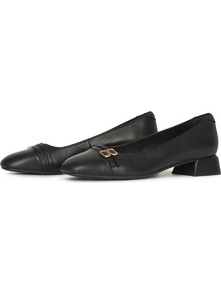 Clarks Daiss 30 Court Ανατομικές Γόβες Δερμάτινες με Χοντρό Χαμηλό Τακούνι Μαύρες 26179533