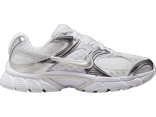 Nike V5 RNR Γυναικεία Sneakers Λευκά Ασημί HQ7901-112