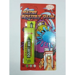 Τρικ τσίχλα που εκτοξεύει νερό - Water Squirt Gum - για ατελείωτες ώρες διασκέδασης με την παρέα σας
