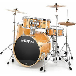 Yamaha Stage Custom Studio Natural Wood Bundle