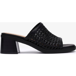 Clarks Jaylan Γυναικεία Πέδιλα Δερμάτινα Μαύρα με Χοντρό Χαμηλό Τακούνι 26186899-1