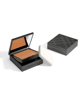 Burberry Cashmere 43 Almond Compact Foundation SPF20 30ml