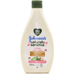 Johnson's Naturally Sensitive Lotion Aloe Vera & Shea Butter 395ml
