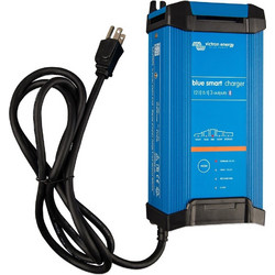 Victron Energy Blue Smart IP22 12/15-1
