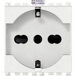 2P+E 16A universal outlet white