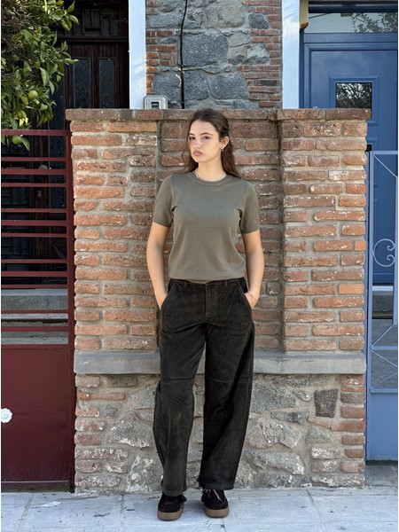 Desiree 90.45065 Κοντομάνικη μπλούζα με λάμψη χακί