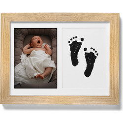 Vanilla Copenhagen - Hand & Footprint Frame - Wood - 20,4 x 26,4 x 1,5 cm
