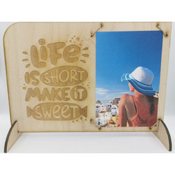 Στάντ κορνίζα Life is Short