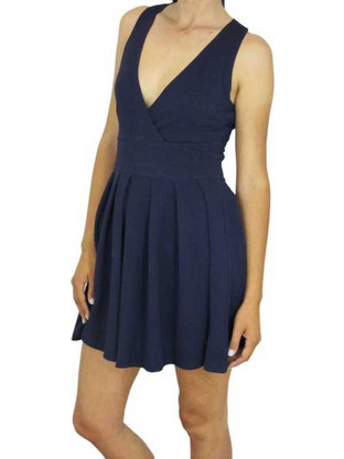 Εξώπλατο skater φόρεμα navy με βαθύ ντεκολτέ d-040