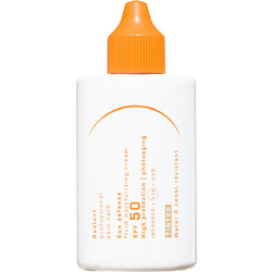 Radiant Sun Defense Fluid Moisturizing Αντηλιακή Κρέμα Προσώπου με Χρώμα SPF50 50ml