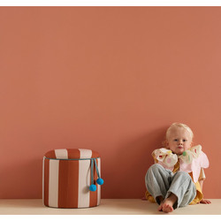 KIDS CONCEPT. Σκαμπό με αποθηκευτικό χώρο (καφέ ριγέ) KC1001082