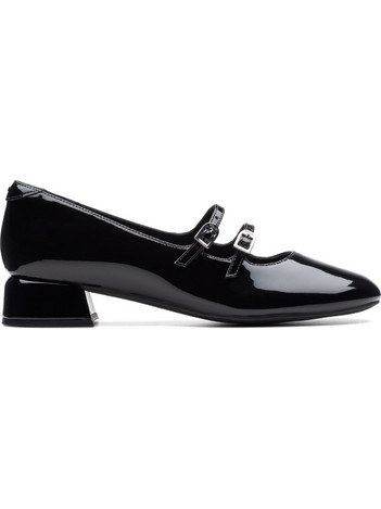 Clarks Ανατομικές Γόβες Λουστρίνι με Χοντρό Χαμηλό Τακούνι & Λουράκι Μαύρες 26174712