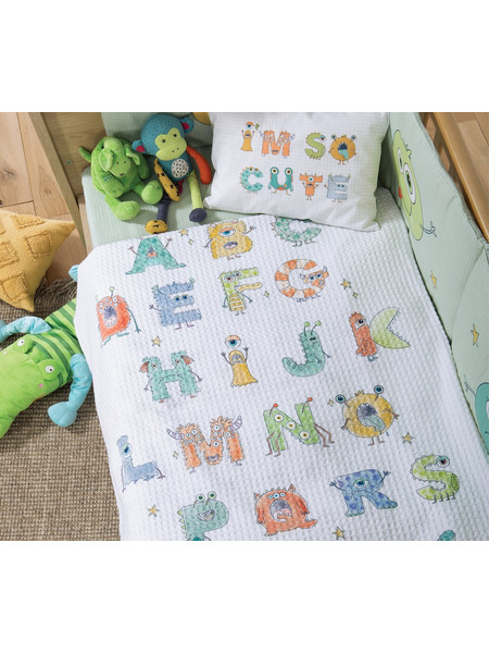Nef-Nef Alphabet Monster Κουβέρτα Κούνιας Πικέ 110x150 Λευκή