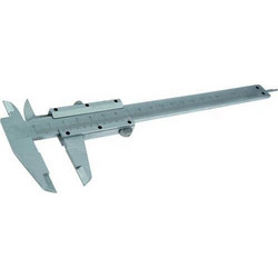 Παχύμετρο μεταλλικό Stanley 150mm