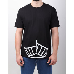 KAYAK T-SHIRT ΚΟΝΤΟΜΑΝΙΚΟ ΜΑΥΡΟ ΜΕ ΛΑΙΜΟΚΟΨΗ ΚΑΙ ΣΤΑΜΠΑ LOGO ΕΜΠΡΟΣ ΣΤΟ ΤΕΛΕΙΩΜΑ ΚΑΝΟΝΙΚΗ ΓΡΑΜΜΗ