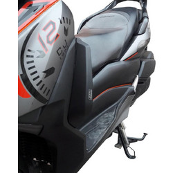 GP Kompozit προστατευτικά πλαστικών για Yamaha X-Max 250 / 400 2018-2022