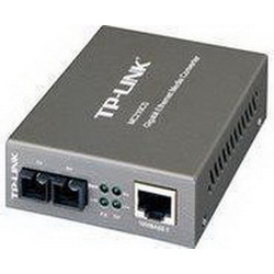 TP-LINK MC210CS 1000Mbps RJ45 to 1000Mbps single-mode SC fiber Converter, Full-duplex,up to 15Km