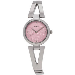Timex Main Street Γυναικείο Ρολόι με Ασημί Μεταλλικό Μπρασελέ TW2U82300