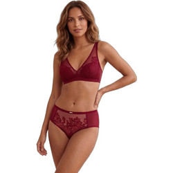 Triumph Alluring Essence Γυναικείο Slip με Δαντέλα Μπορντό 10152786-00ED