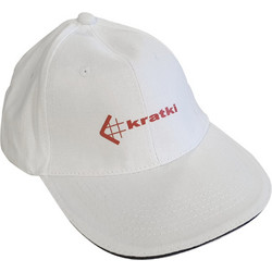 KRATKI ΛΕΥΚΟ ΒΑΜΒΑΚΕΡΟ ΚΑΠΕΛΟ ΤΖΟΚΕΥ ONE SIZE ΜΕ ΕΤΑΙΡΙΚΟ LOGO - GADZETY/CZAPKA/Z/DASZKIEM/KRATKI