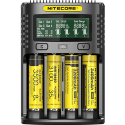 Nitecore UM4 (AA/AAA/18650)