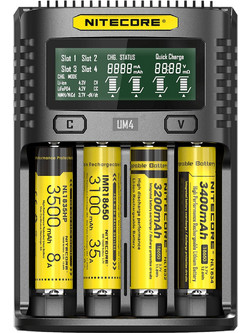 Nitecore UM4 (AA/AAA/18650)